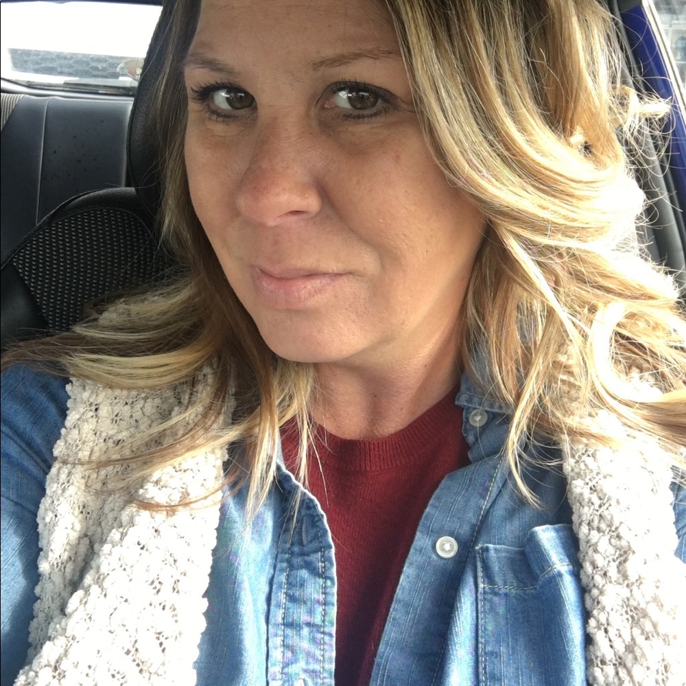 Meet your Posher, Christina